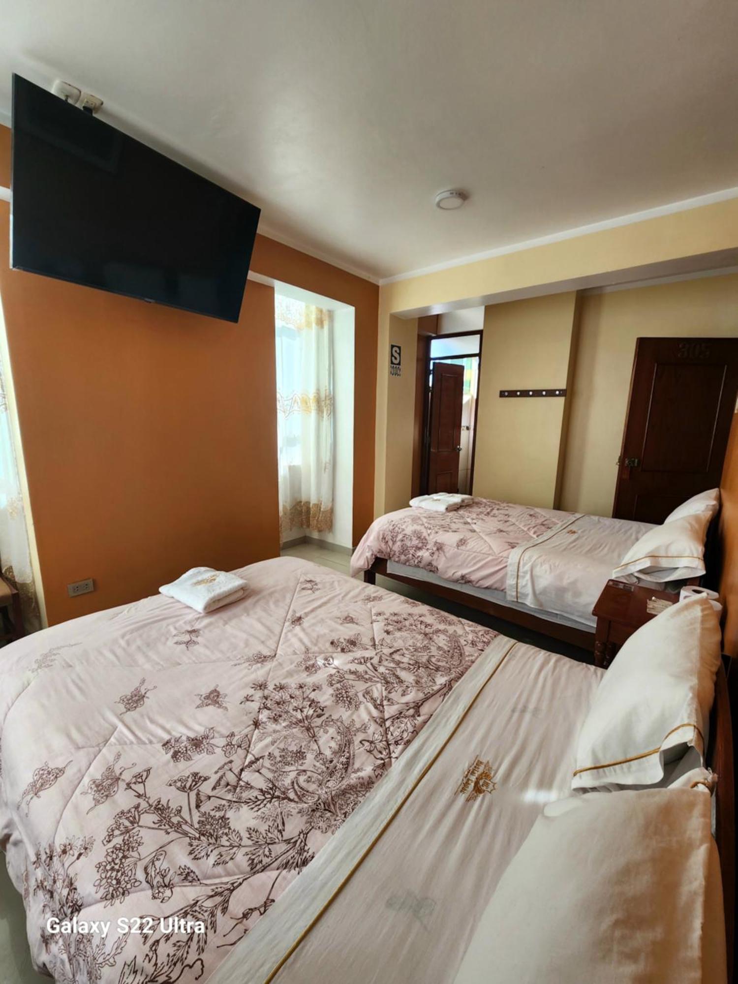 Hostal Capac Ayacucho Bagian luar foto